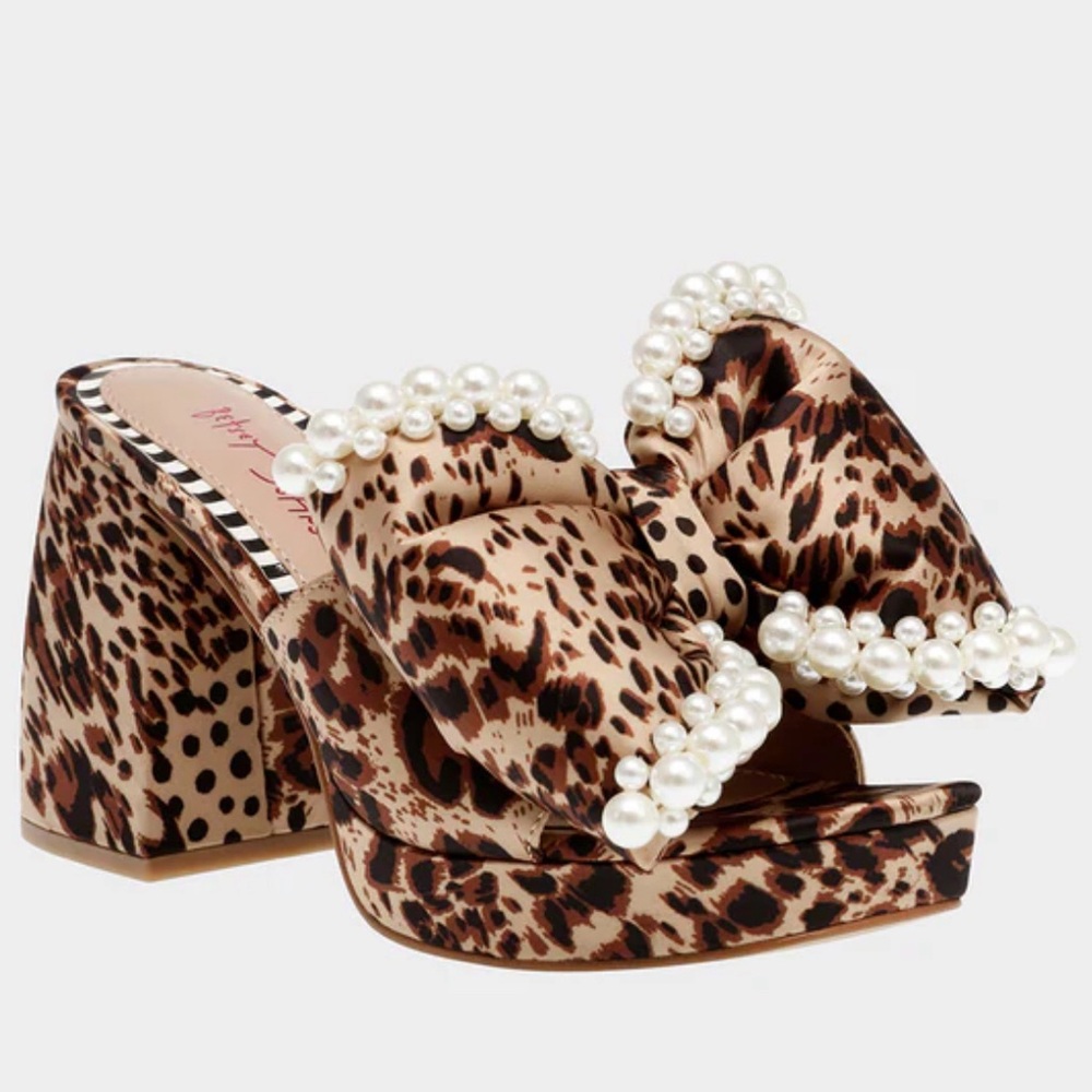Maccie Leopard print satin and pearl platform mules!!